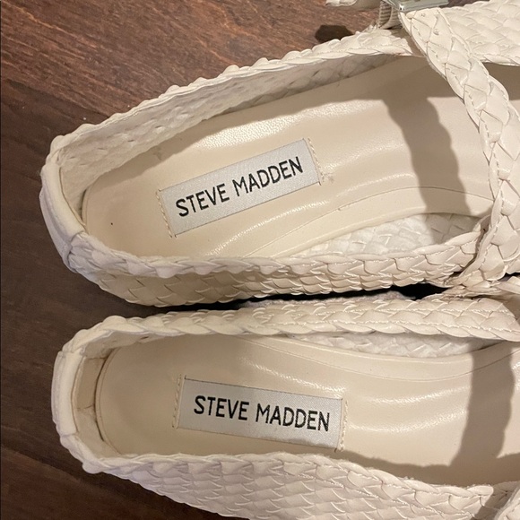 Steve Madden Dreaming Mary Jane Woven Flats Size 9 Ivory Buckled Strap Round Toe - Picture 4 of 13